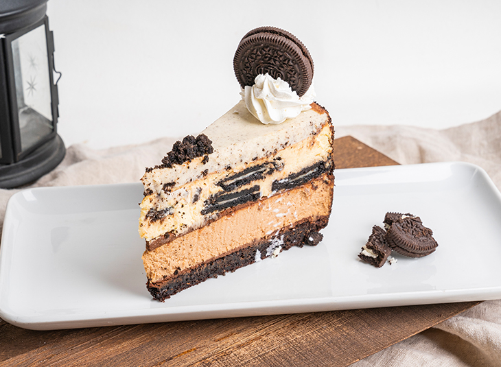 Super Oreo Cheesecake