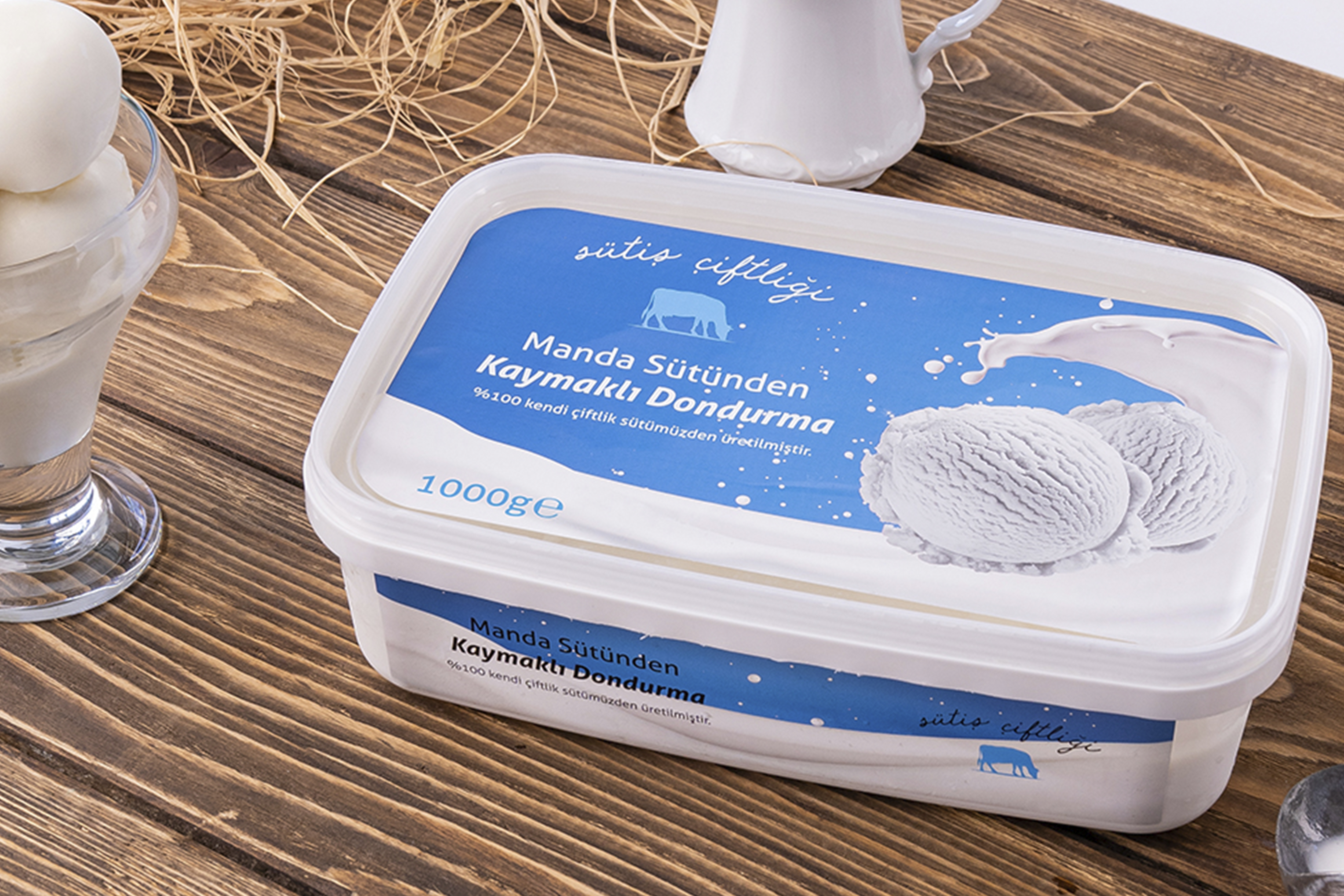 Manda Sütünden Kaymaklı Dondurma-Doğallığın Tadına Varın