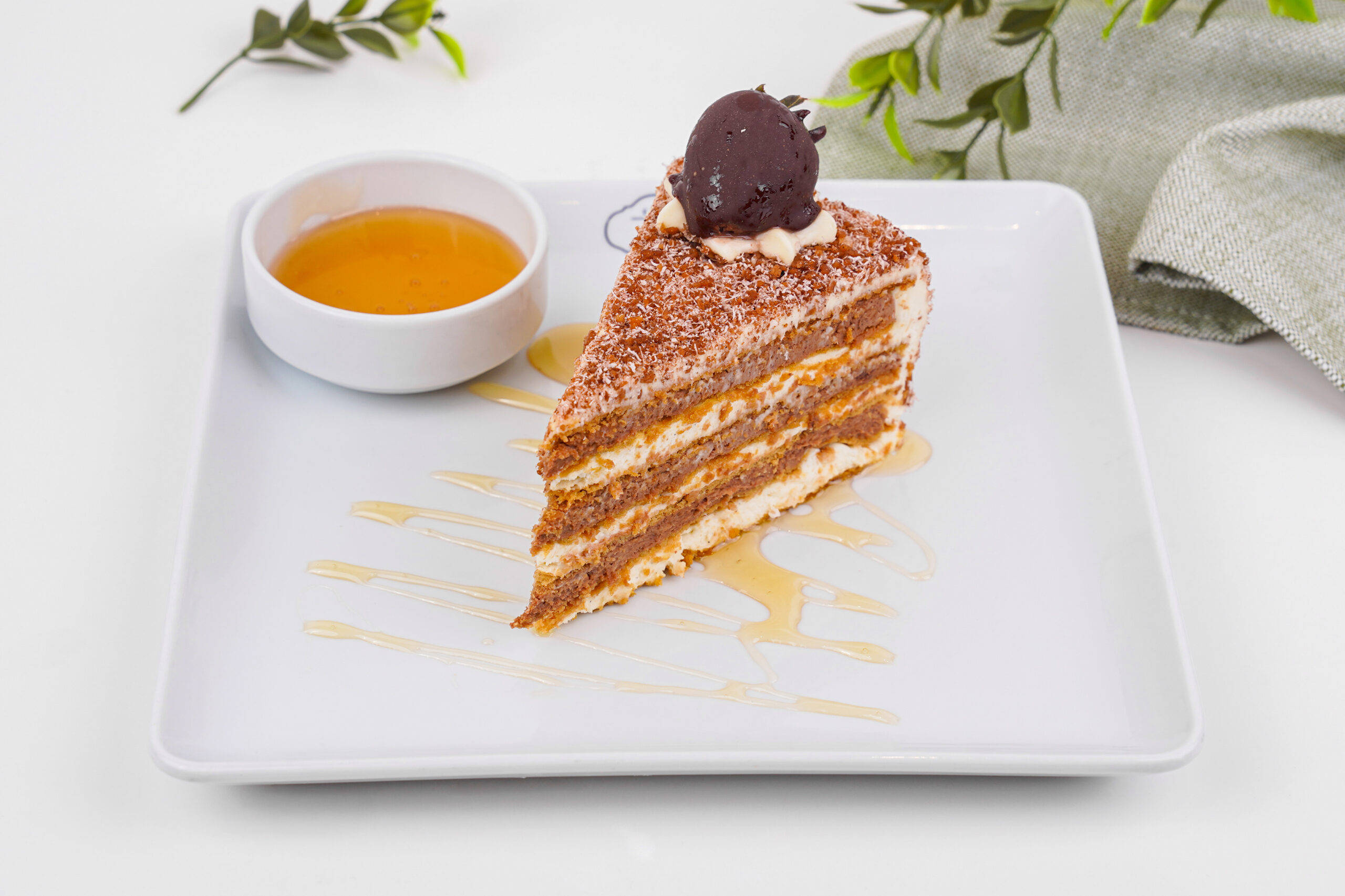 Çikolatalı Medovik Pasta