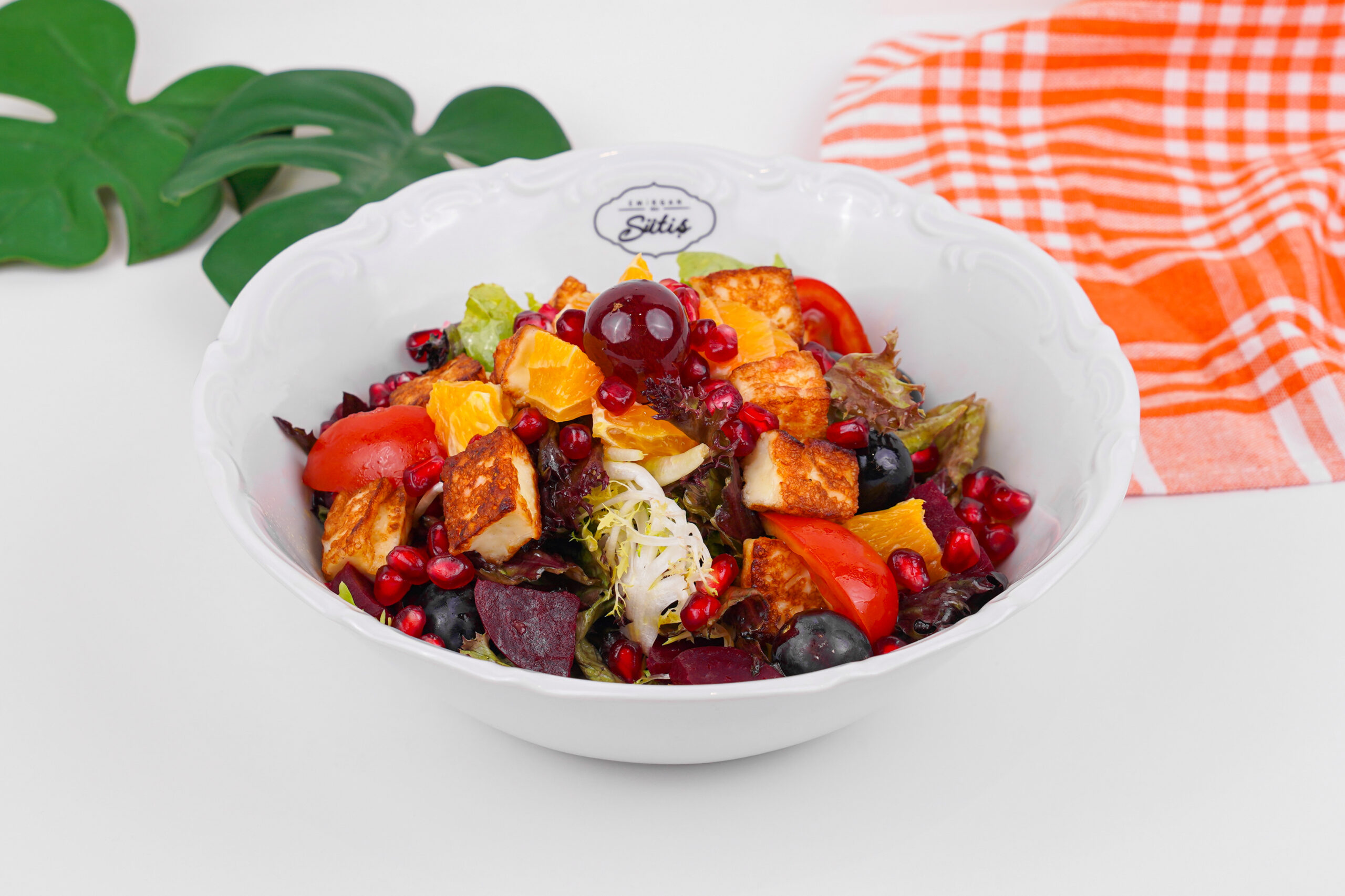 Izgara Peynirli Kış Salatası