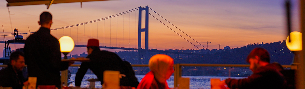 Boğaz'da İftar
